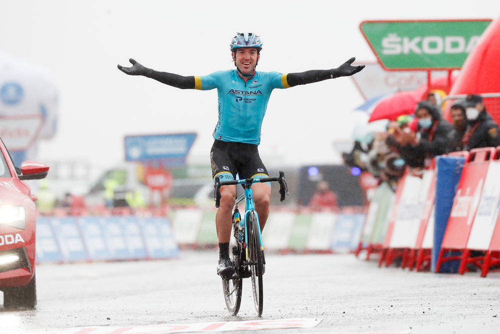 Ion Izagirre 6. etapa Vuelta a Espaňa, vedie Carapaz